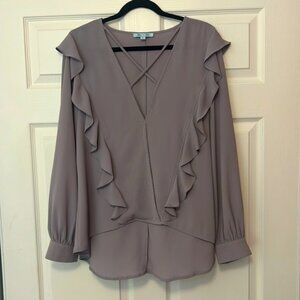 Gorgeous She & Sky (L) Ruffle V-Neck Hi-Low Cotton Blend Pullover Blouse